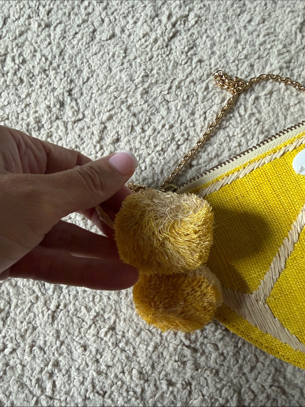 Bloomingdale’s Kayu raffia Yellow Lemon Slice Clutch crossbody - Picture 7 of 8